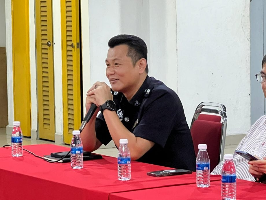 大都会(版2头):双溪威警民对话会