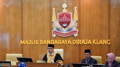 巴生王城市厅常月会议|有牌商家“被罚两次” 李锡稳:执法时应更合理