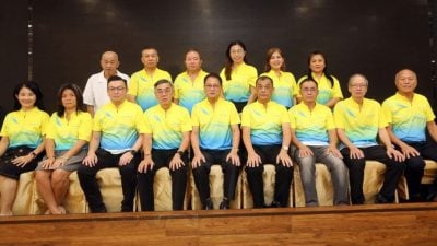 班A校友会筹活动金 1129庆周年 宴开百席