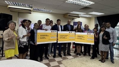 马铃薯叔叔基金与学院合作  培训青年进入酒店业