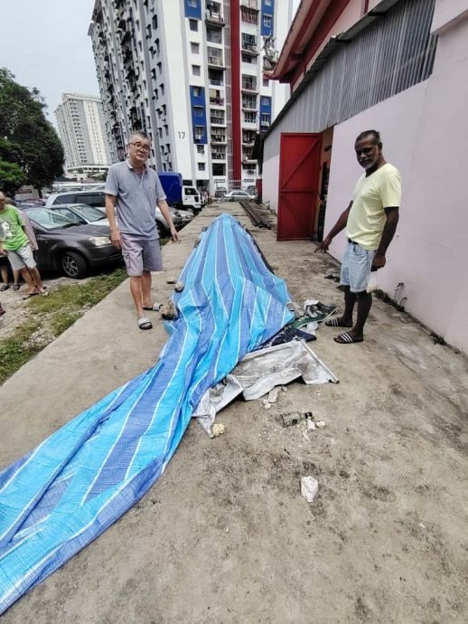 大都会/ME03头/居民要求保留路边公共停车空地 反对兴建洗车中心和嘛嘛档