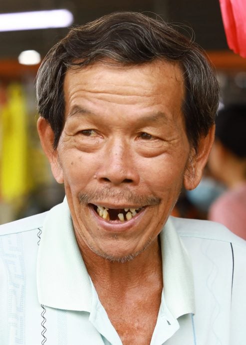 大都会/ME03头/沙登新村临时巴刹档口被爆窃