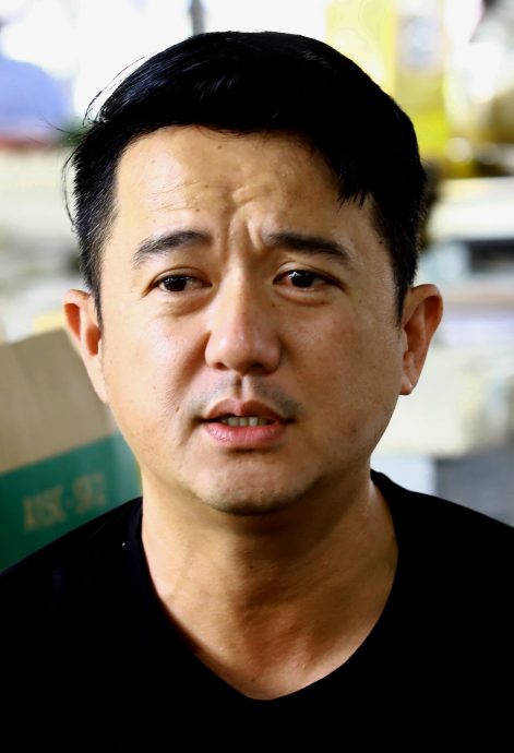 大都会/ME03头/沙登新村临时巴刹档口被爆窃