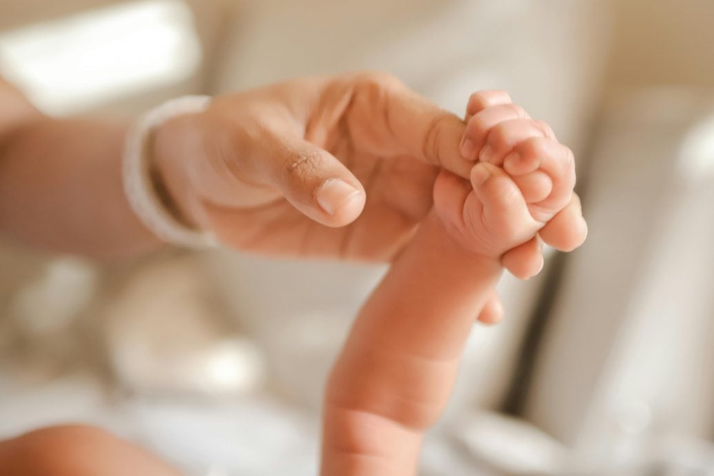 女儿私奔诞女丢家族脸 狠父亲手勒毙亲女外孙