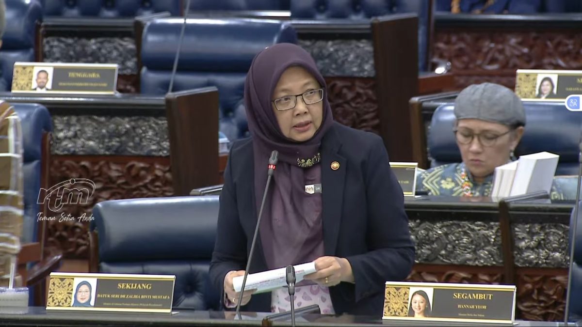 女游客坠8公尺深坑|调查报告：无关石灰岩塌陷 排水管老化腐蚀为主因！