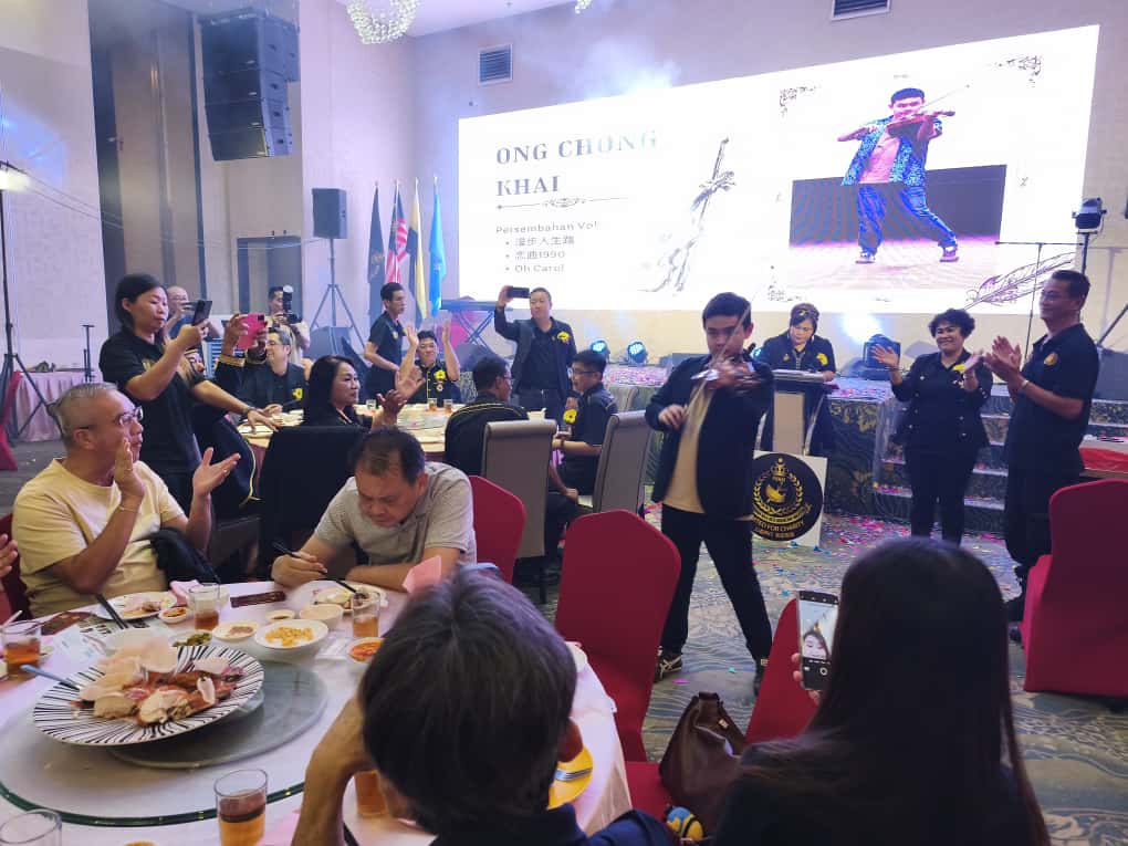 婆罗洲大使组织霹雳分会慈善晚宴 筹2.6万协助支援障友