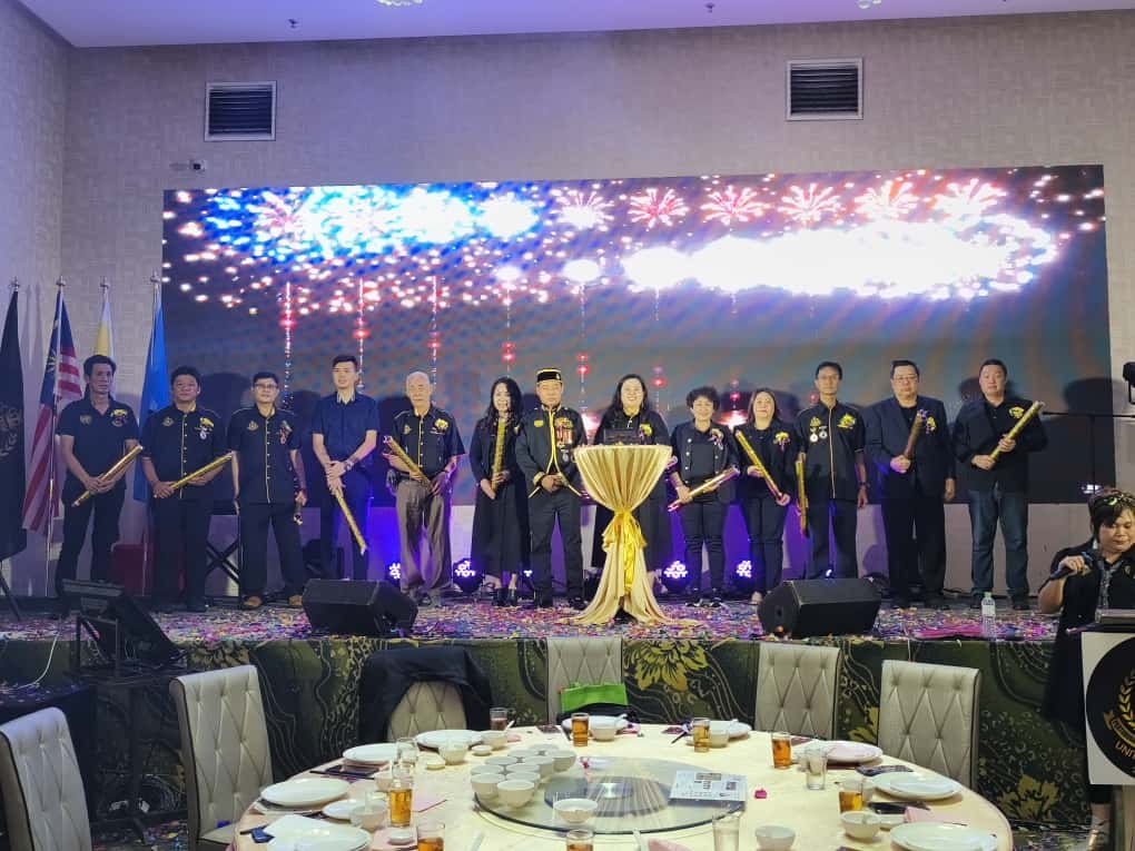 婆罗洲大使组织霹雳分会慈善晚宴 筹2.6万协助支援障友