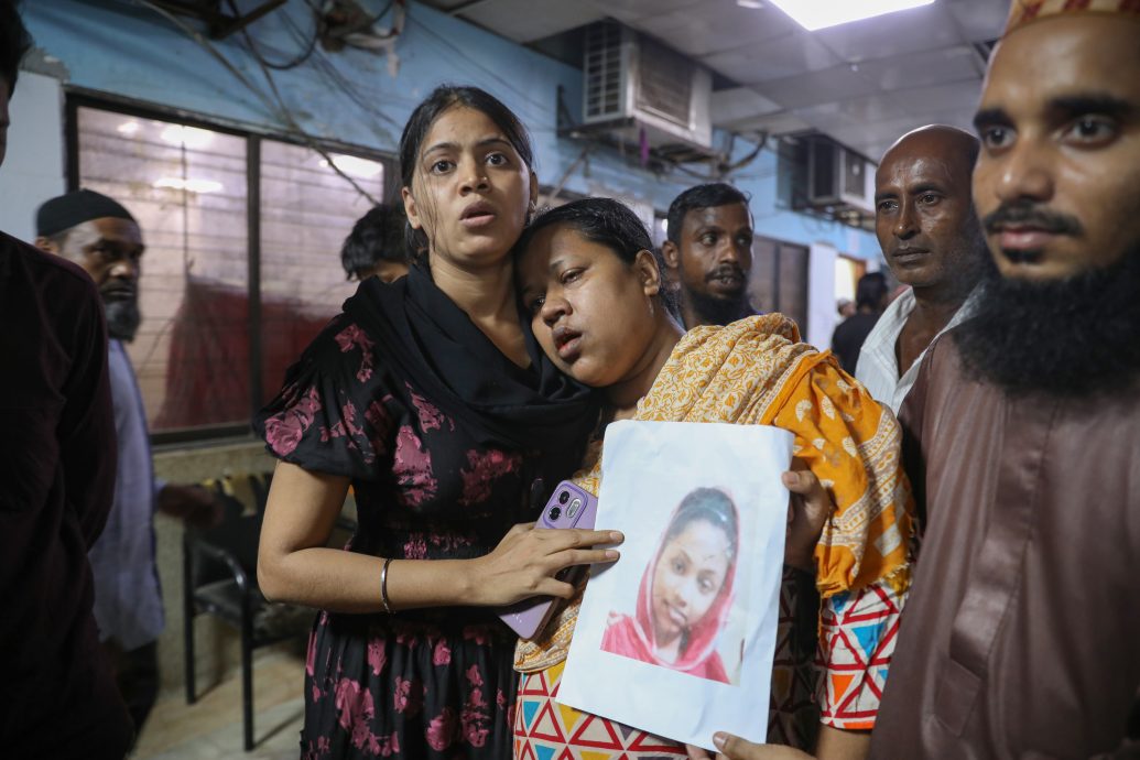 孟加拉有制衣厂起火波及旁边化学品仓库造成至少16人死亡