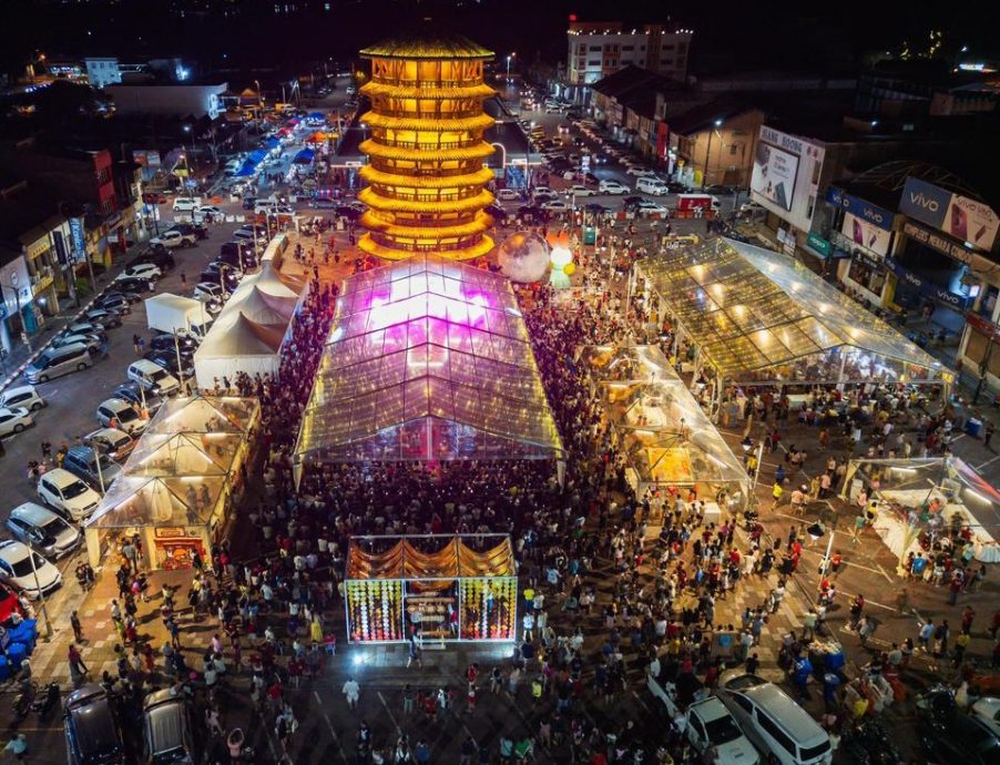 安顺中秋园游会实现改革 吴家良:青年推动传统更具生命力