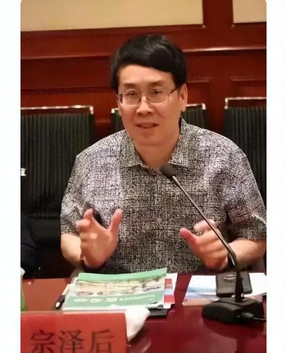 宗馥莉叔叔：娃哈哈不是宗家的