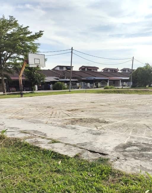 实兆远青翠花园篮球场获倪可汉拨款翻新 黄天荣:逐步落实“村美区活民安康”理念