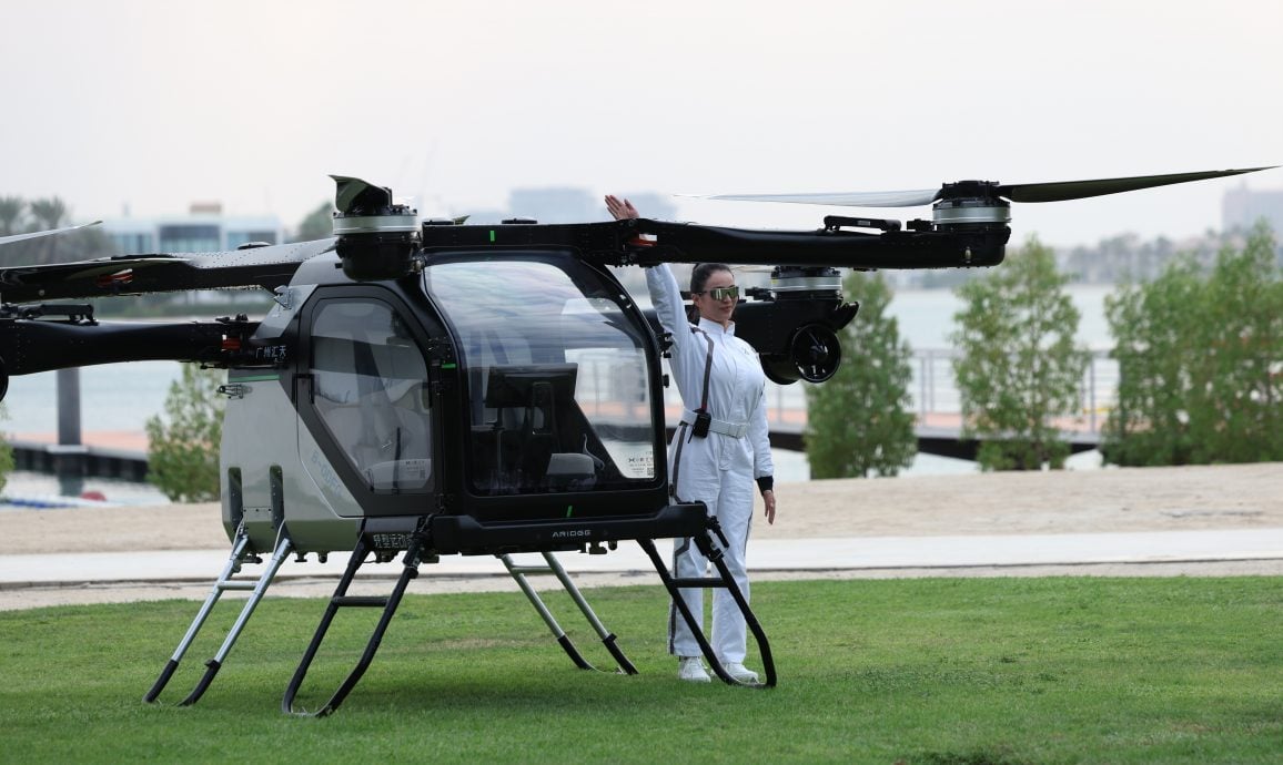 小鹏飞行车在迪拜首飞