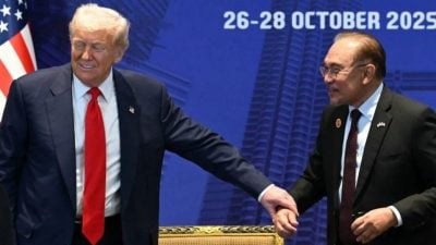 BBC盛赞安华国际上的“平衡舞步”   还有“带点火药味的幽默”