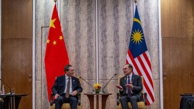 东盟峰会| 签署泰柬和平协议 安华:中国表示支持