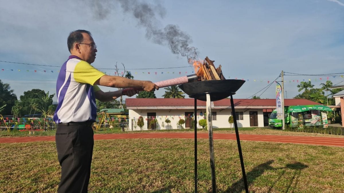 60万爱华教义款落成：实里拉龙华小体育场正式启用