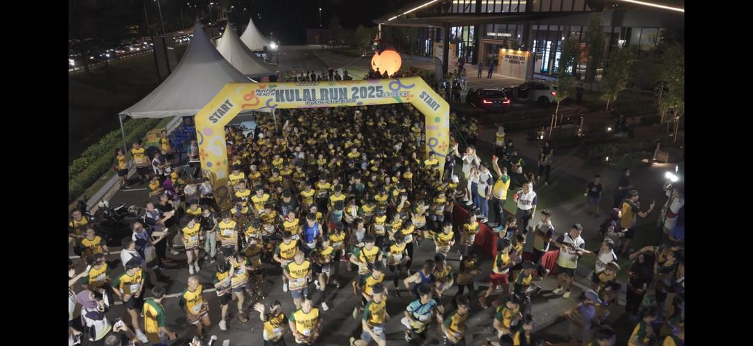 已签发 柔:“古来人,跑起来”千人街头夜跑