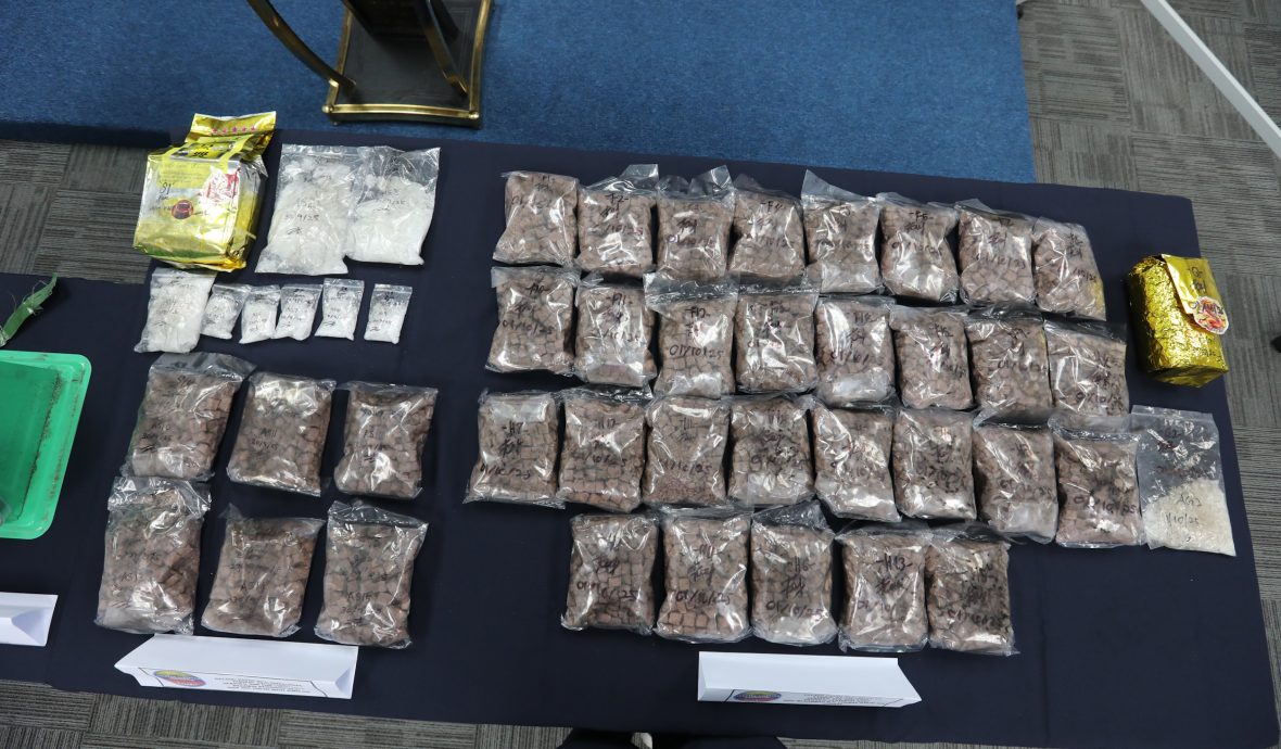 已签发 柔：依城警方瓦解2贩毒团伙 起获19公斤毒品 6嫌犯落网