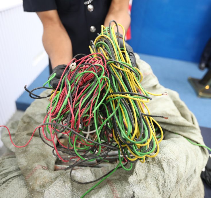 已签发 柔：依城警方瓦解盗窃电缆团伙 本地男与罗兴亚籍嫌犯明被控上庭