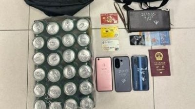 先后洗劫两女  30岁男刀匪被控