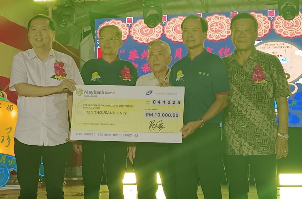 已签发 柔：巴口中秋园游 延续新村文化与温度