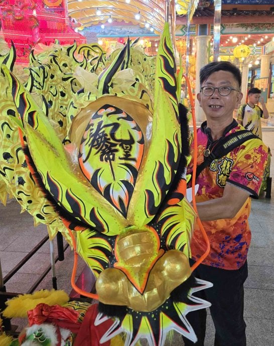 已签发 柔:版头之一:全马首创第一条九皇龙,龙引斗母宫诞生举行开光