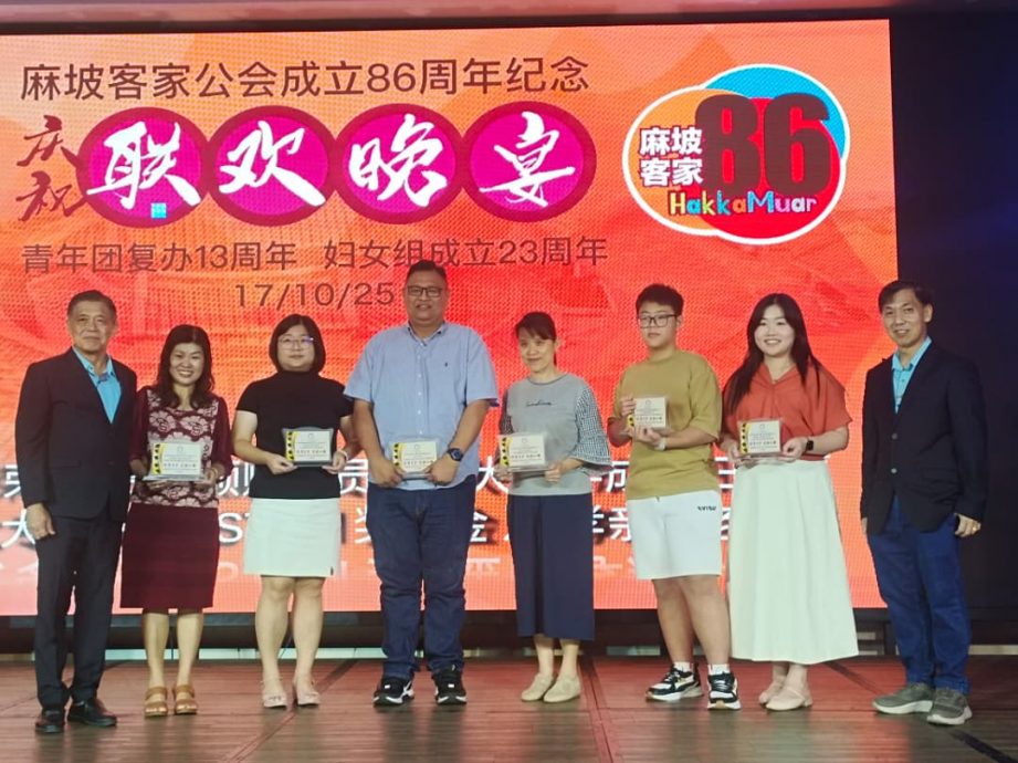 何乃赞：增设1500学士学位难解学额荒 须合理化大学录取制度