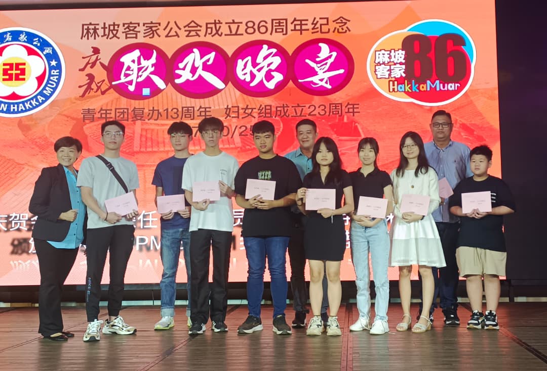 何乃赞：增设1500学士学位难解学额荒 须合理化大学录取制度