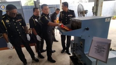 涉违贸易消费法 总值476万  槟内贸局销毁8.1万件物品