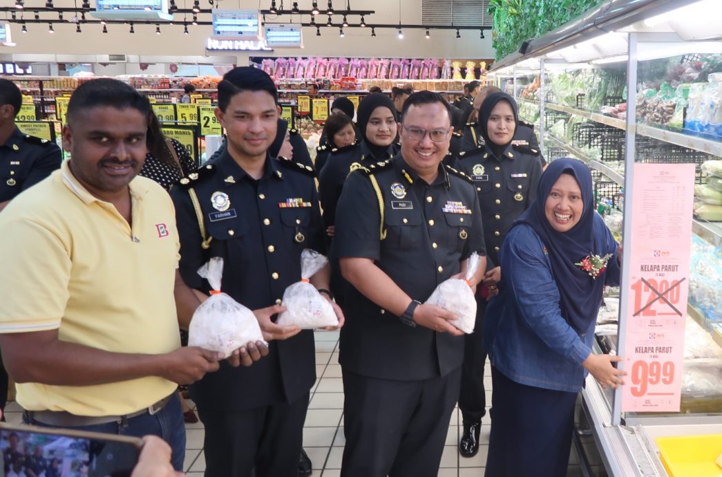 **已签发**柔︰可头条：屠妖节顶价开跑，商家受促守4条规