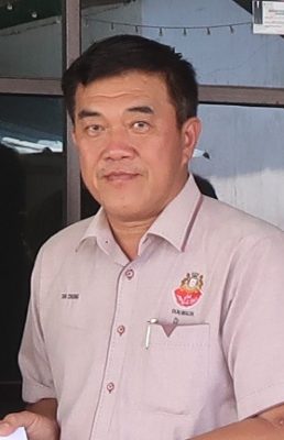 **已签发**柔︰封面:三合港怪味真相大白!原来是油棕园里发酵技术治树病