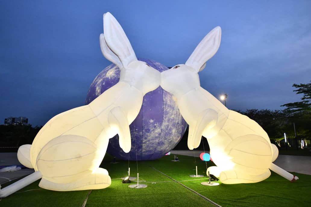 **已签发**柔：双兔伴月新马寺佛光普照  1500人同庆中秋