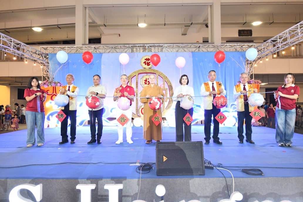 **已签发**柔：双兔伴月新马寺佛光普照  1500人同庆中秋