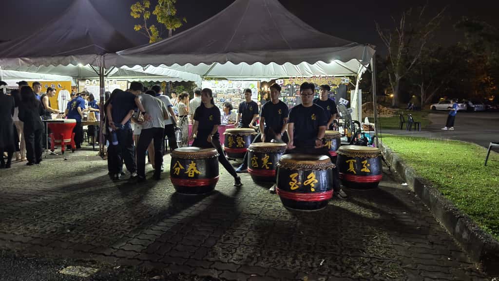 **已签发**柔:头条之一:出席工大《时旅》  陈泓宾:大学生要自我发掘潜能