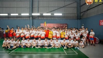 市场情报 | “福王杯2.0”慈善羽球赛 为华社注入温暖