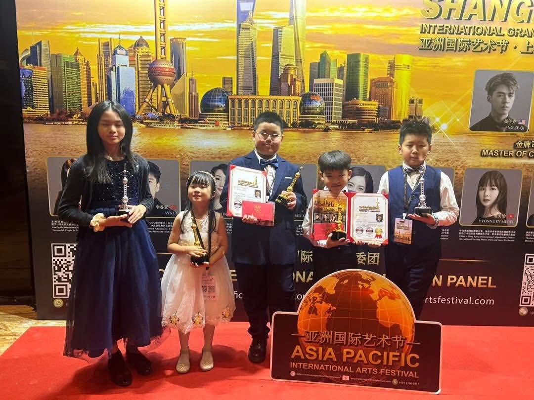 **已签发**柔:封面〡新山4钢琴小精灵 扬威国际赛