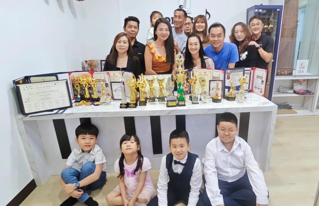 **已签发**柔:封面〡新山4钢琴小精灵 扬威国际赛