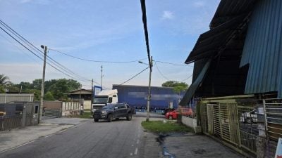 视频 | 民生特工队〡罗里取道2度勾断酿祸  士乃村民忧“电缆陷阱”