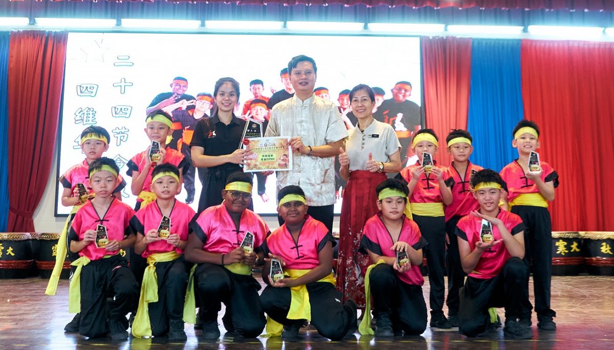 *已签发*柔:新闻:全柔廿四节令鼓赛 3华小抱走甲乙丙组冠军