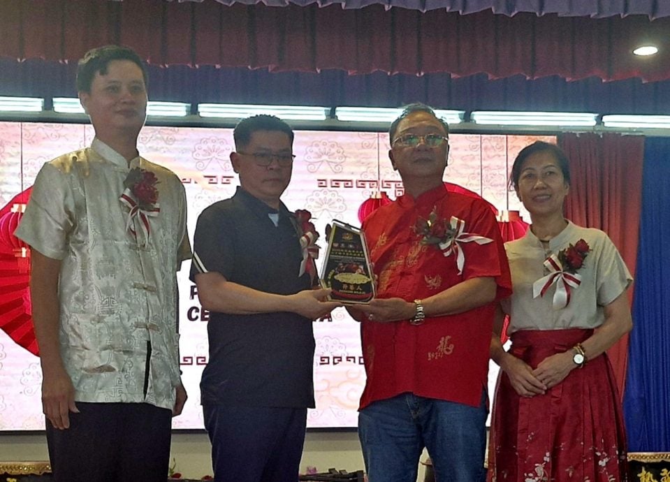 *已签发*柔:新闻:全柔廿四节令鼓赛 3华小抱走甲乙丙组冠军