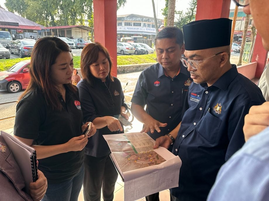 *已签发*柔：新闻：廖彩彤：市长同意优先关注  柔佛再也巴刹巴士总站将获升级