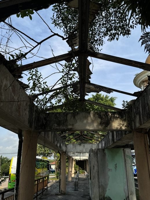 *已签发*柔：新闻：廖彩彤：市长同意优先关注  柔佛再也巴刹巴士总站将获升级