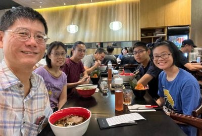 *已签发*柔：狮城二三事：3年前抗癌成功却不敌肺炎  狮城女家庭医生病逝