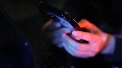 冒充女生诱骗中学同学  狮城青年拍不雅视频后勒索