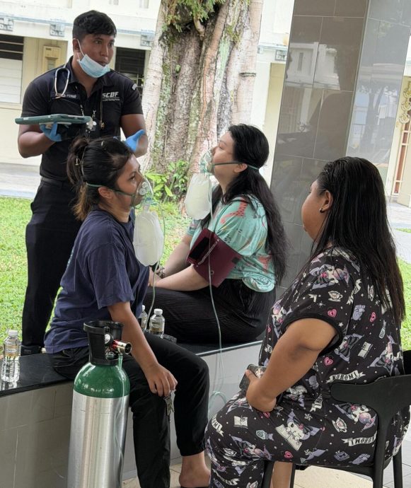 *已签发*柔:狮城二三事:狮城1组屋厨房失火 3居民不适送院