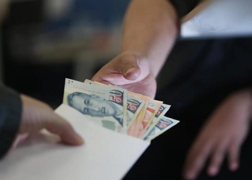 *已签发*柔:狮城二三事:狮城滨海艺术中心与艺苑前职员  涉向3人2公司索贿逾30万令吉