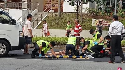 老妇过马路被撞头部重创过世  狮城迷你巴士司机判监吊牌