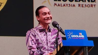 亚洲首法拉利体验馆 | 翁哈菲兹：三造合作共推柔旅业成长