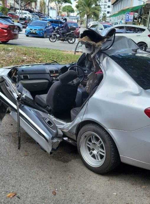 **已签发**柔：误踩油门1车连撞5车  警方：女司机非酒驾