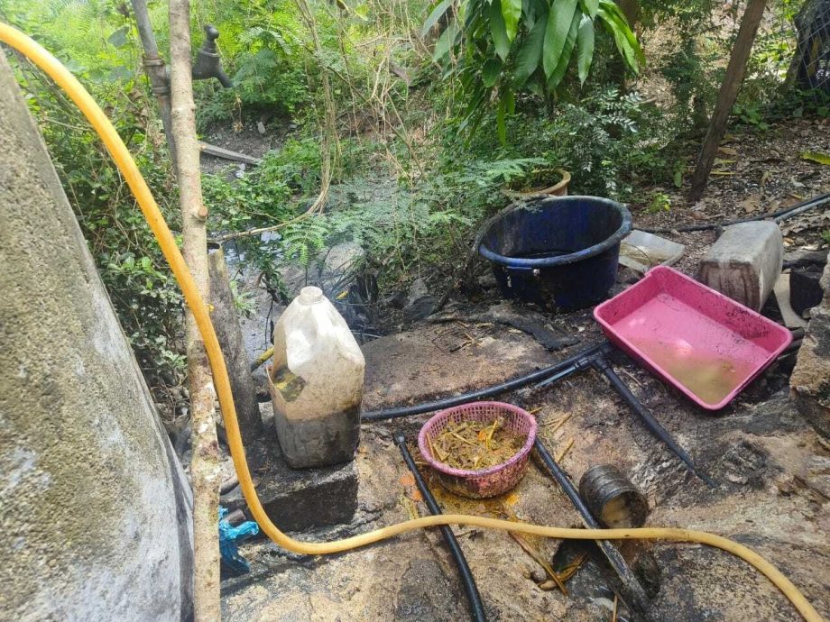 已签发(大北马)亚罗士打市政厅展开检查商店行动