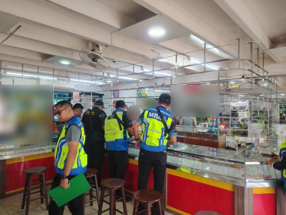 已签发(大北马)亚罗士打市政厅展开检查商店行动